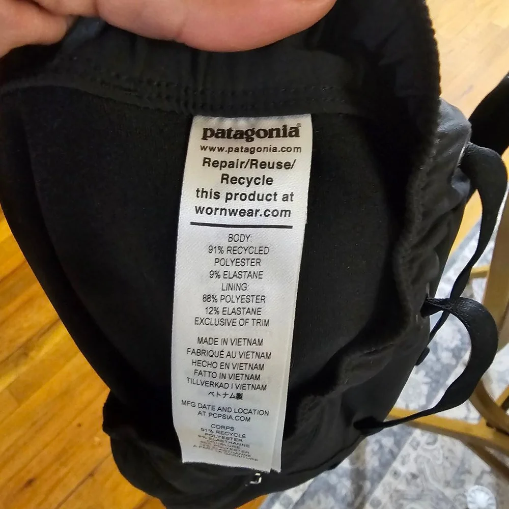 Patagonia Black Mini Skirt Size XS